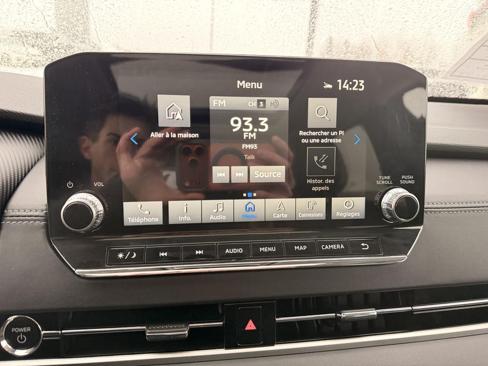 Mitsubishi Outlander PHEV 2023 Noir usage à vendre Mitsubishi Outlander PHEV 2023 Noir usage à vendre