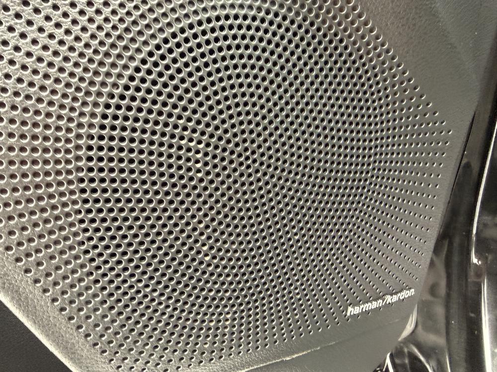 Kia Forte5 2023 Noir usage à vendre Kia Forte5 2023 Noir usage à vendre