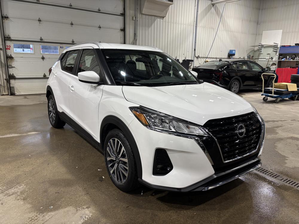 Nissan Kicks SV