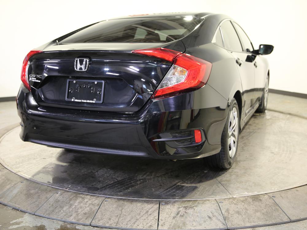 Honda Civic Berline LX 2017 d&rsquo;occasion à vendre - 3