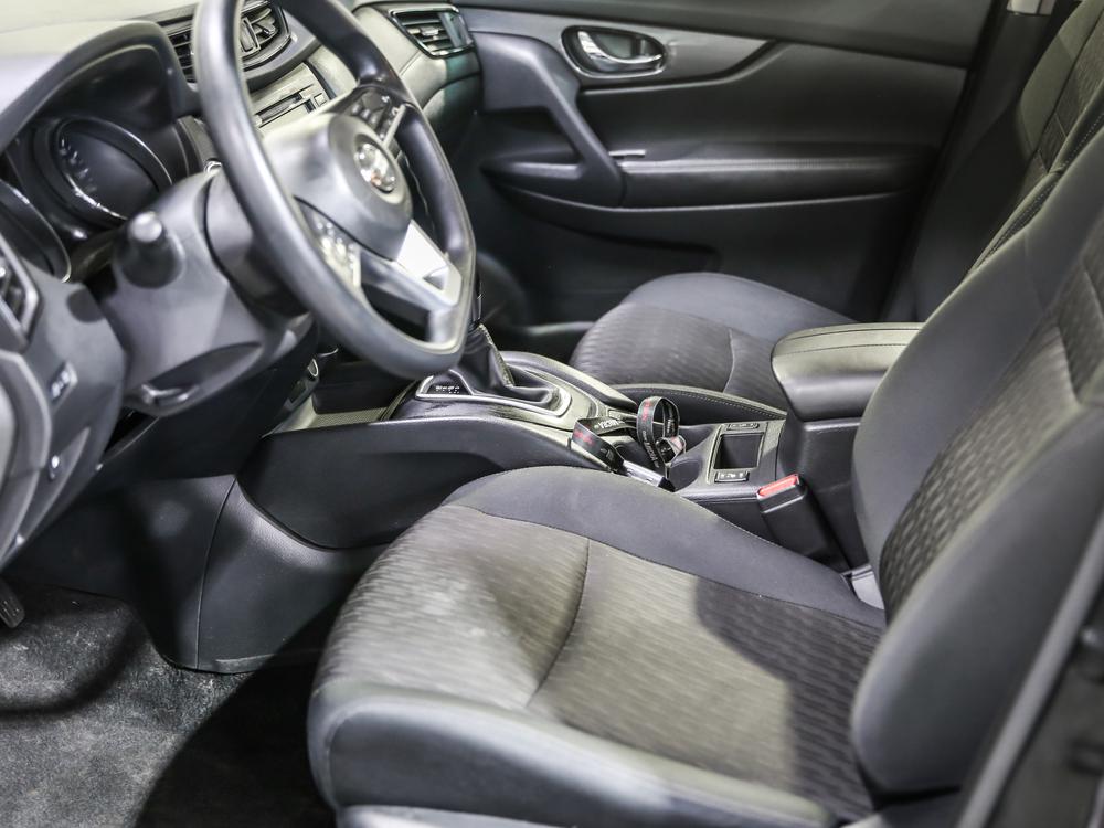 Nissan Rogue SV 2020 d&rsquo;occasion à vendre - 16