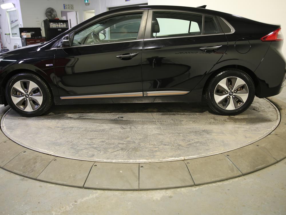 Hyundai IONIQ Electric 2019 Noir usage à vendre Hyundai IONIQ Electric 2019 Noir usage à vendre