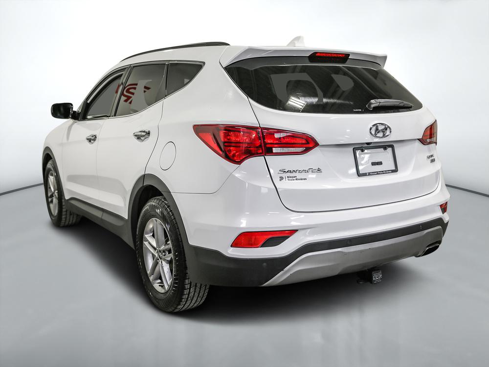Hyundai Santa Fe Sport 2017 Blanc usage à vendre Hyundai Santa Fe Sport 2017 Blanc usage à vendre