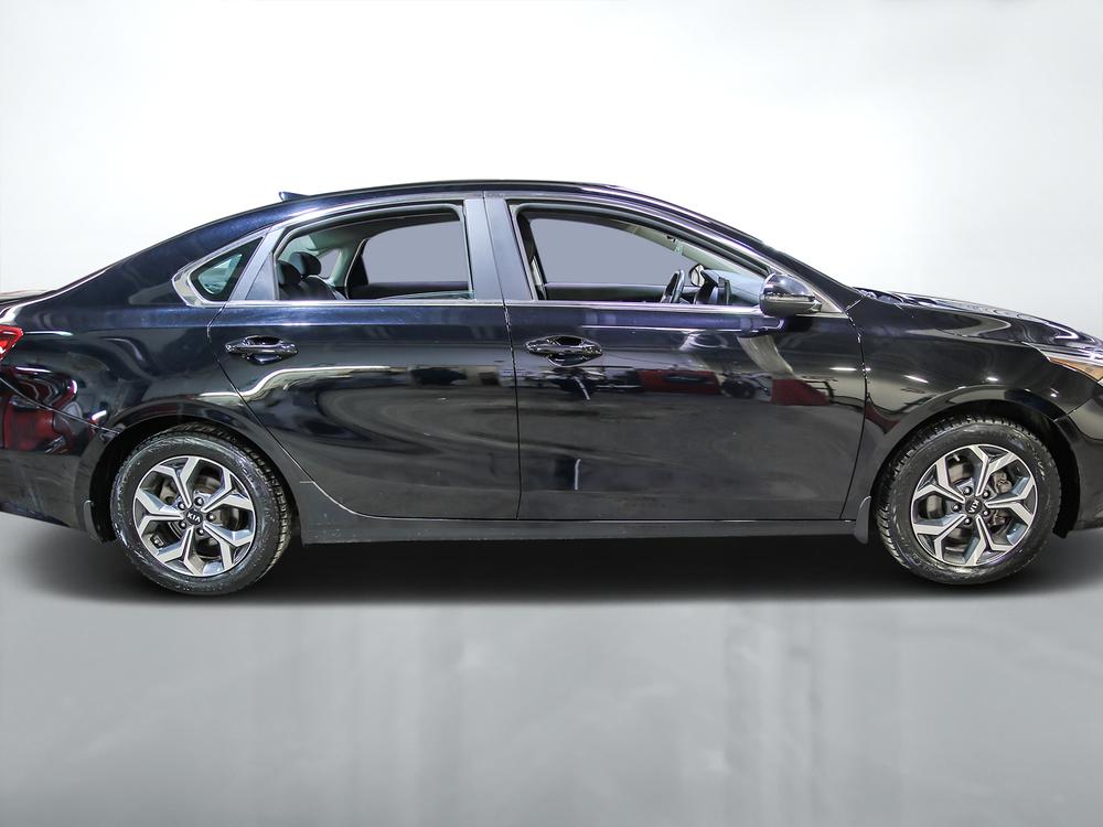 Kia Forte EX 2023 d&rsquo;occasion à vendre - 2