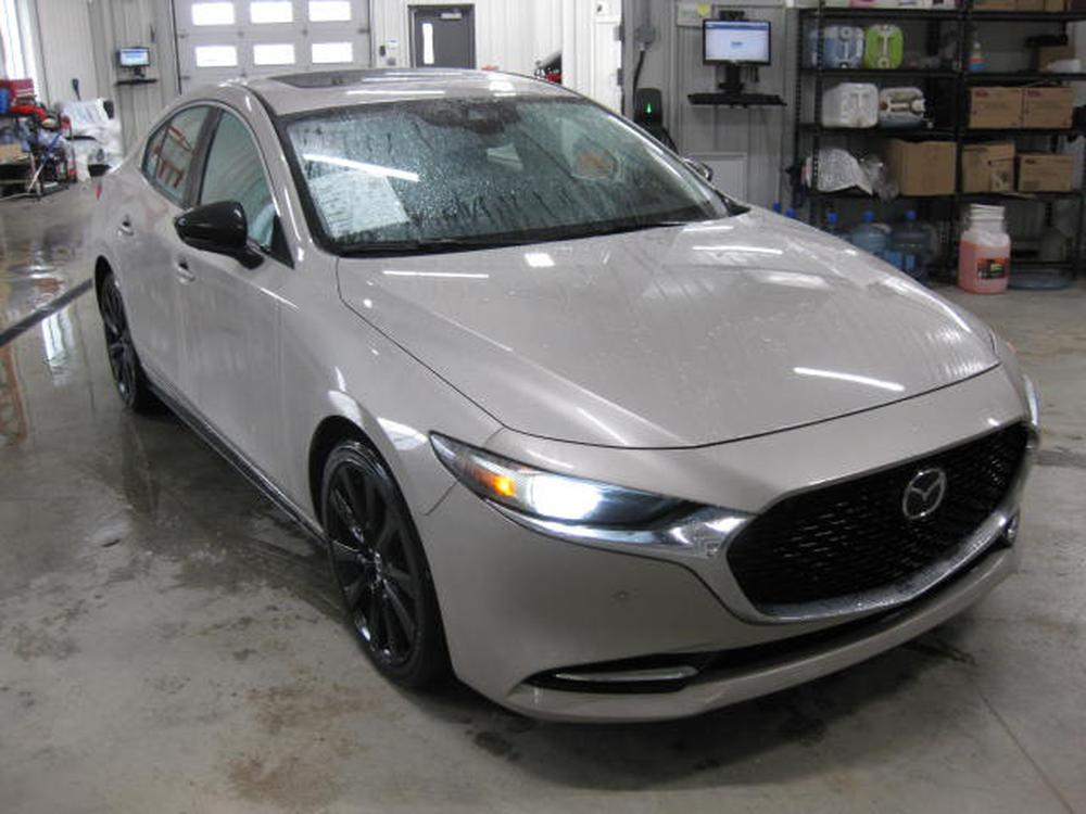 Mazda Mazda3 GT Turbo AWD 2022 d&rsquo;occasion à vendre - 1