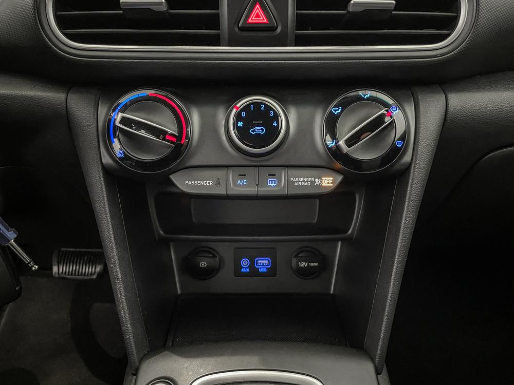 Hyundai Kona Essential 2021 d&rsquo;occasion à vendre - 24