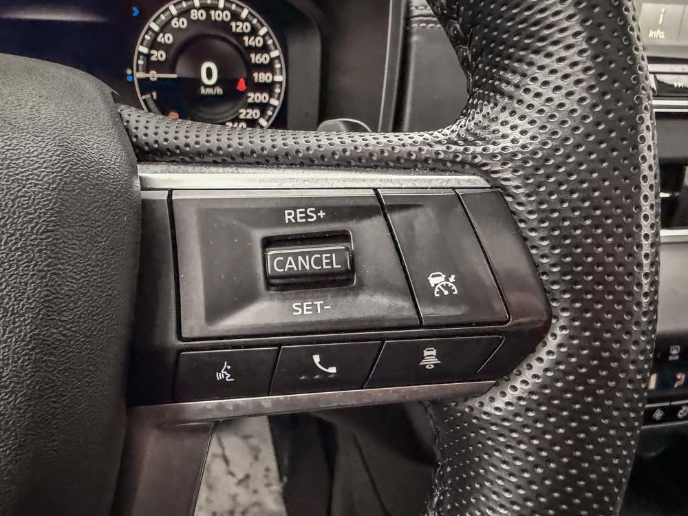 Mitsubishi Outlander PHEV SEL 2023 d&rsquo;occasion à vendre - 21