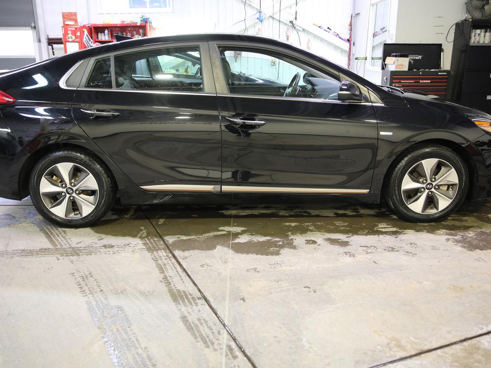 Hyundai IONIQ Electric 2019 Noir usage à vendre Hyundai IONIQ Electric 2019 Noir usage à vendre