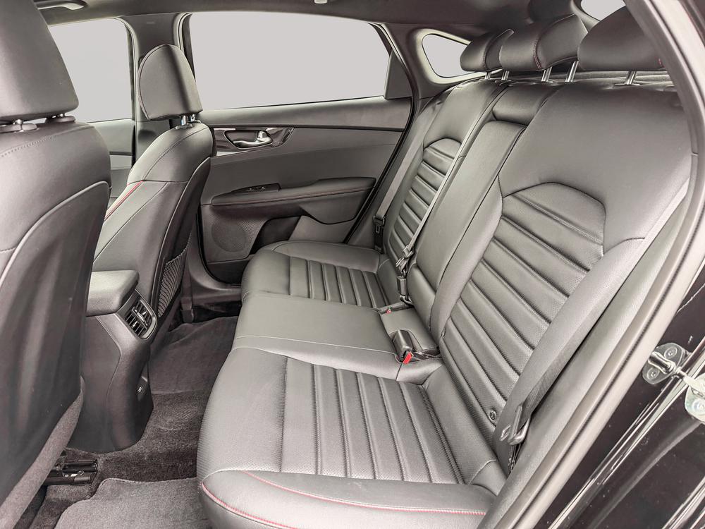 Kia Forte5 GT LIMITED 2023 d&rsquo;occasion à vendre - 32