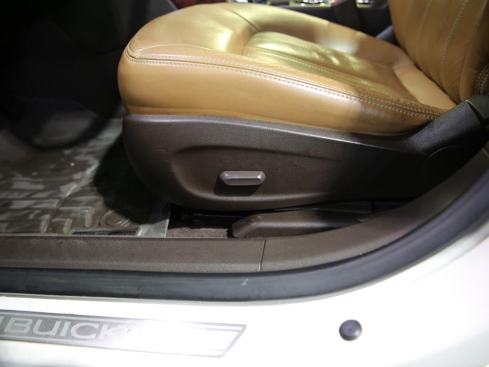 Buick Verano Leather package 2014 d&rsquo;occasion à vendre - 23