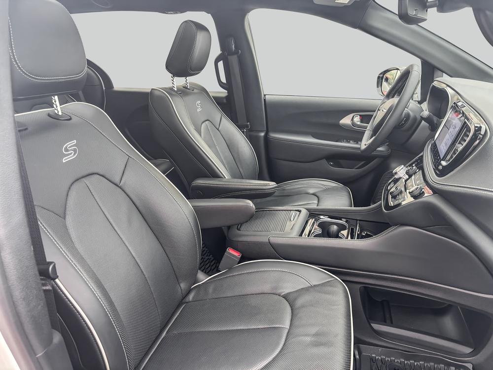 Chrysler Pacifica Hybrid Allure s 2024 d&rsquo;occasion à vendre - 27