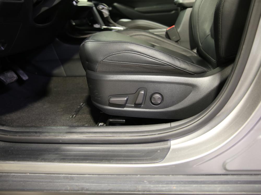 Kia Seltos 2023 Acier usage à vendre Kia Seltos 2023 Acier usage à vendre