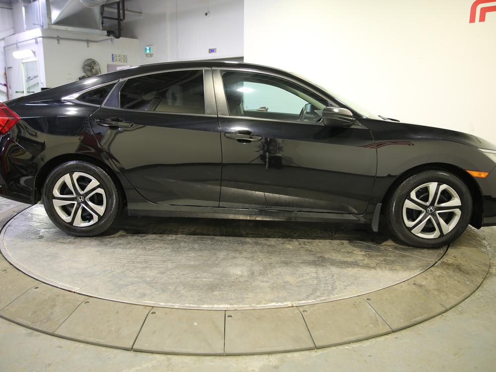 Honda Civic Berline LX 2017 d&rsquo;occasion à vendre - 2