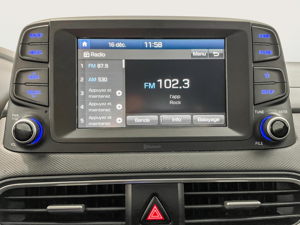 Hyundai Kona Essential 2021 d&rsquo;occasion à vendre - 21