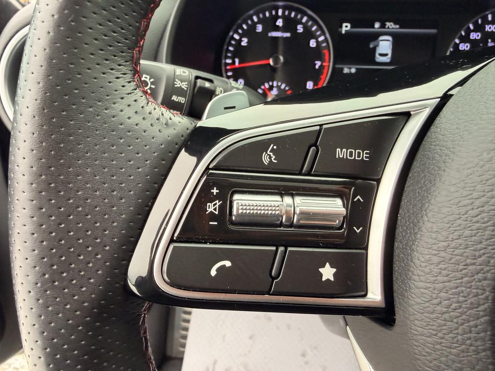 Kia Forte5 2023 Noir usage à vendre Kia Forte5 2023 Noir usage à vendre