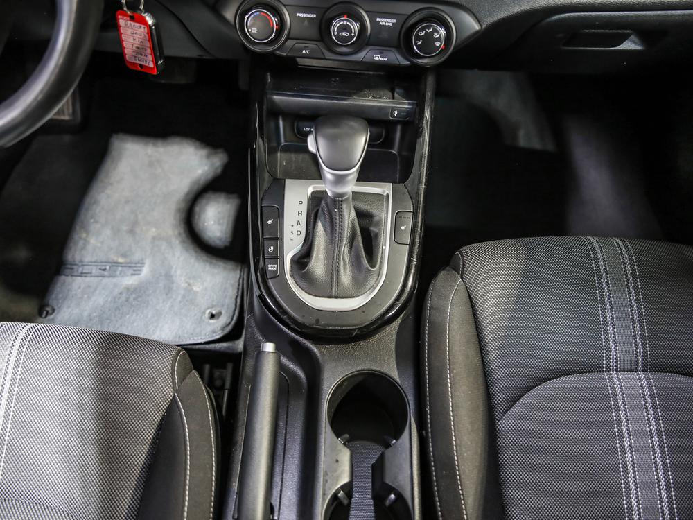 Kia Forte EX 2023 d&rsquo;occasion à vendre - 28