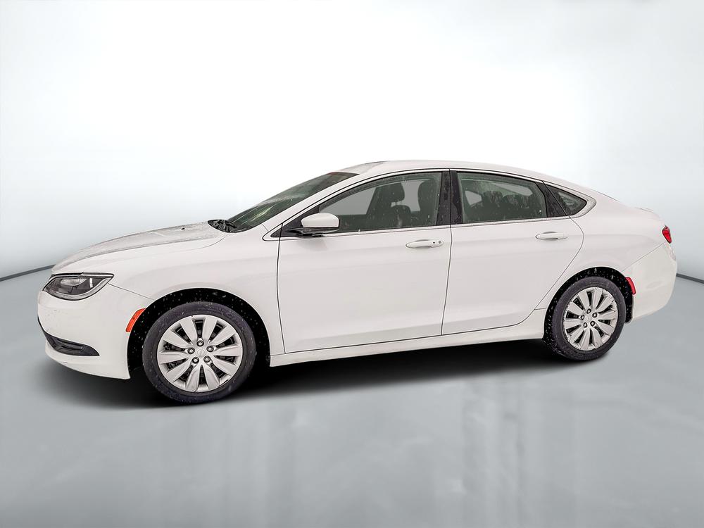 Chrysler 200 LX 2015 d&rsquo;occasion à vendre - 4