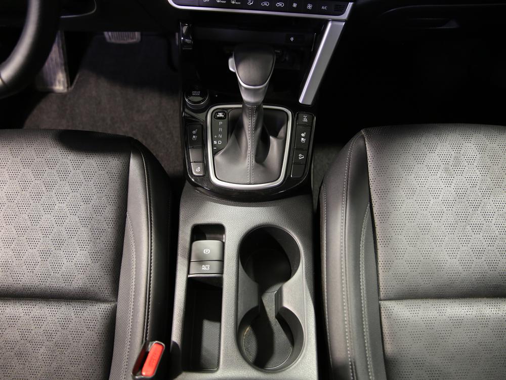 Kia Seltos 2023 Acier usage à vendre Kia Seltos 2023 Acier usage à vendre