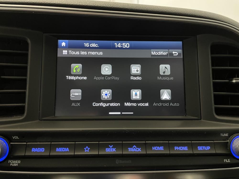 Hyundai Elantra Preferred Sun & Safety 2020 d&rsquo;occasion à vendre - 23