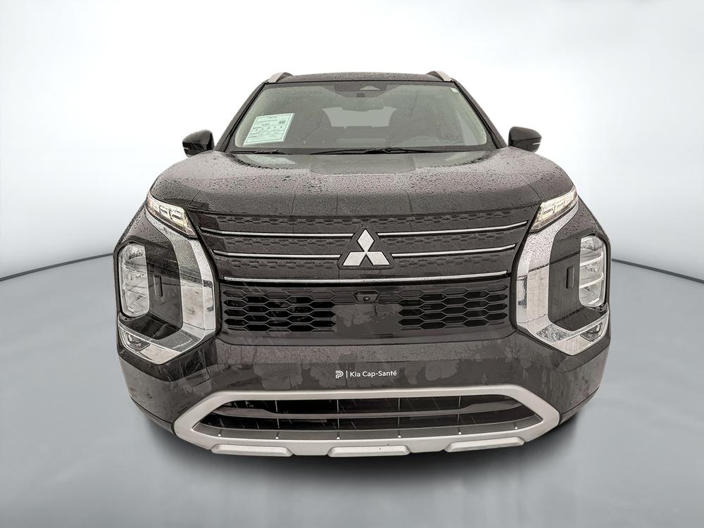 Mitsubishi Outlander PHEV SEL 2023 d&rsquo;occasion à vendre - 2
