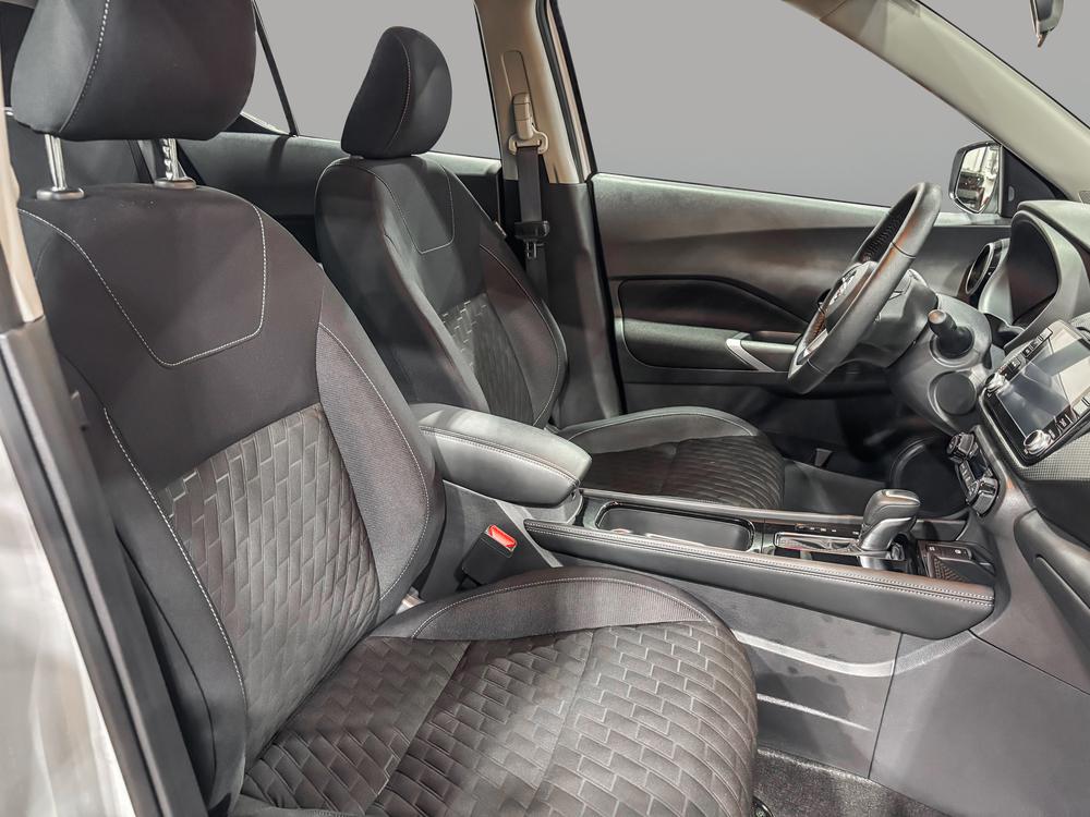 Nissan Kicks SV 2023 d&rsquo;occasion à vendre - 24