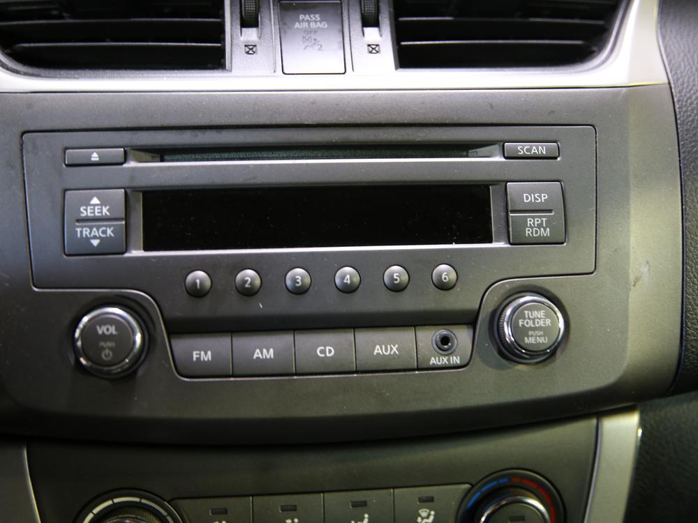 Nissan Sentra 2014 Bleu usage à vendre Nissan Sentra 2014 Bleu usage à vendre