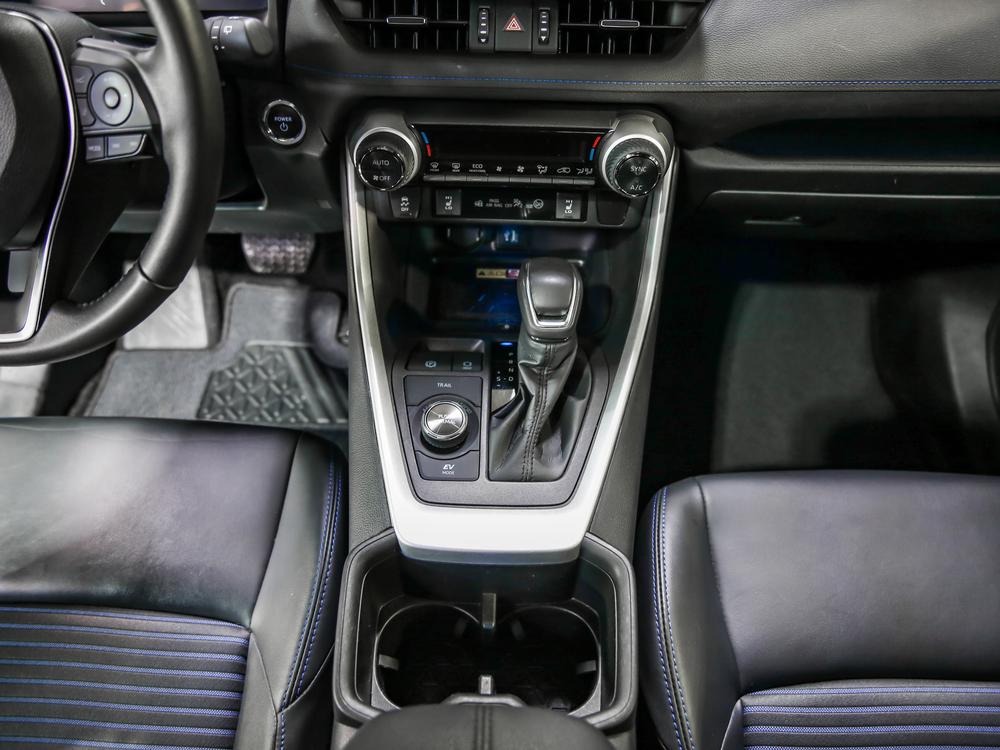 Toyota RAV4 XSE 2024 d&rsquo;occasion à vendre - 32