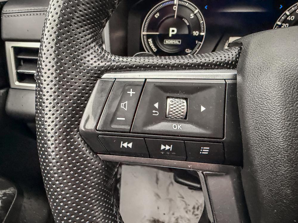 Mitsubishi Outlander PHEV SEL 2023 d&rsquo;occasion à vendre - 19