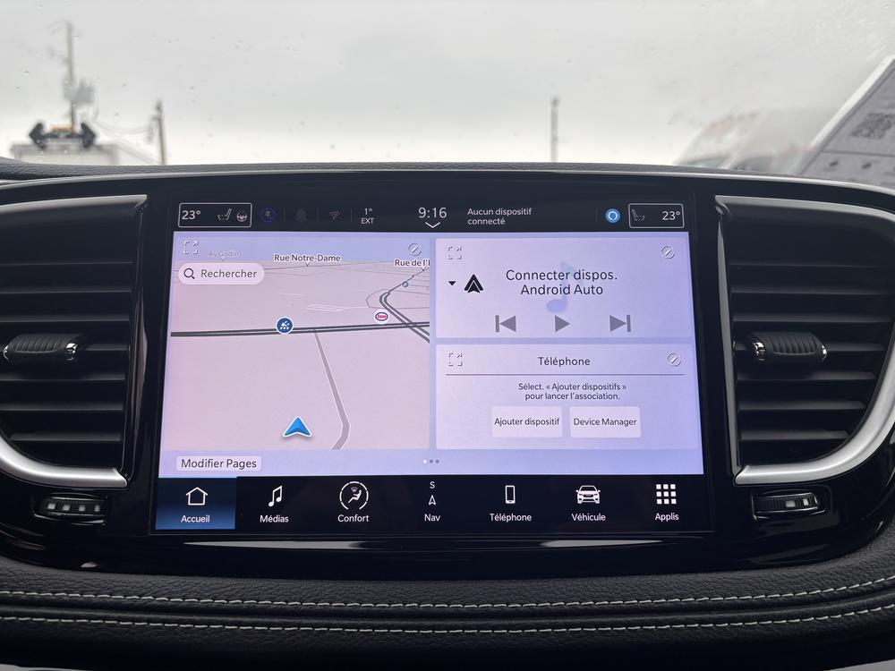 Chrysler Pacifica Hybrid 2024 Blanc usage à vendre Chrysler Pacifica Hybrid 2024 Blanc usage à vendre