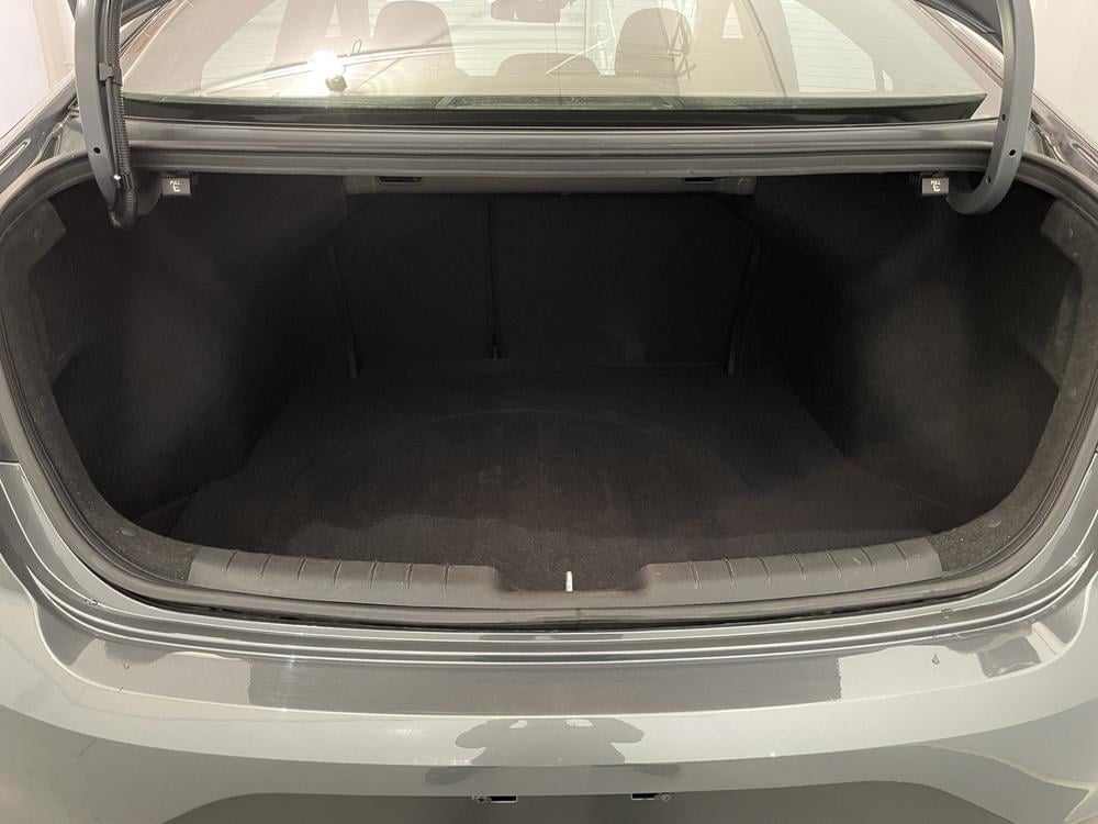 Hyundai Elantra Preferred Sun & Safety 2020 d&rsquo;occasion à vendre - 29