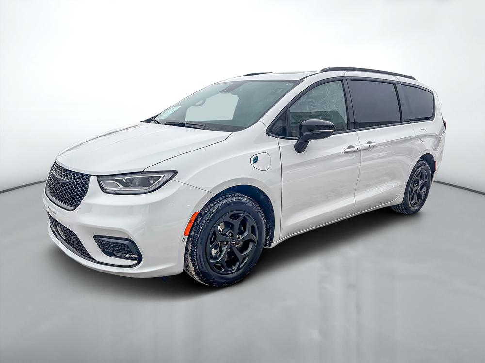 Chrysler Pacifica Hybrid Allure s 2024 d&rsquo;occasion à vendre - 3