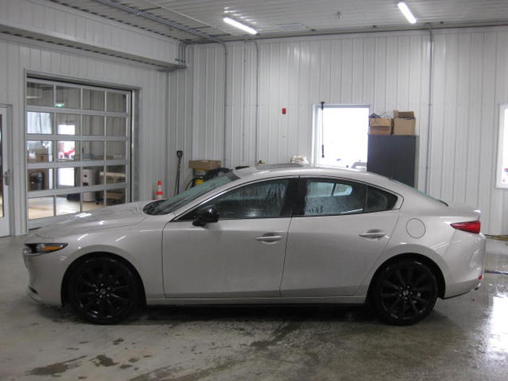 Mazda Mazda3 GT Turbo AWD 2022 d&rsquo;occasion à vendre - 3