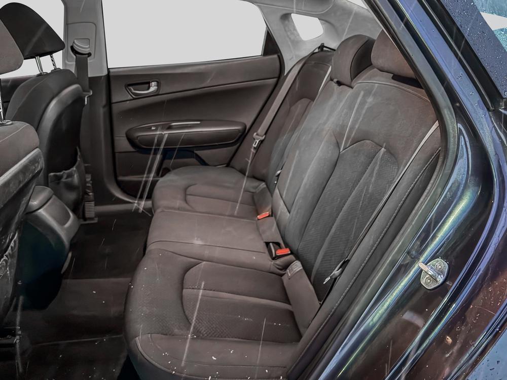 Kia Optima LX + 2017 d&rsquo;occasion à vendre - 24