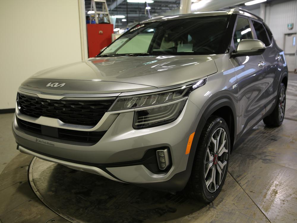 Kia Seltos 2023 Acier usage à vendre Kia Seltos 2023 Acier usage à vendre