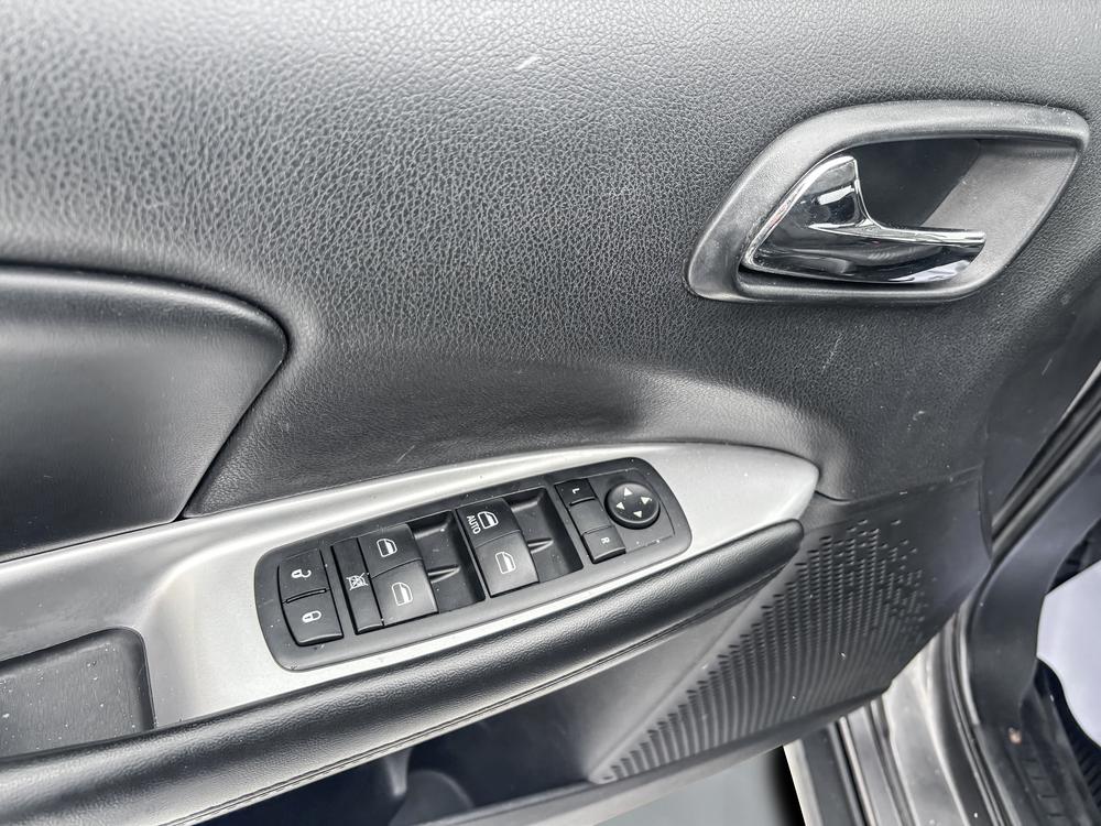 Dodge Journey 2016 Gris usage à vendre Dodge Journey 2016 Gris usage à vendre