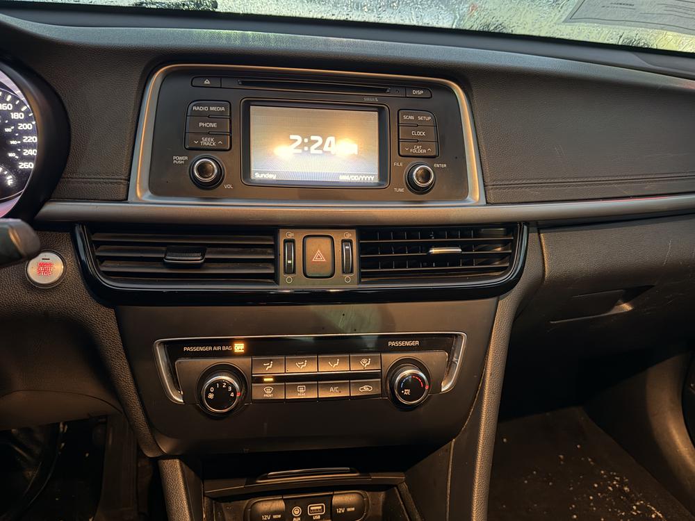 Kia Optima LX + 2017 d&rsquo;occasion à vendre - 21