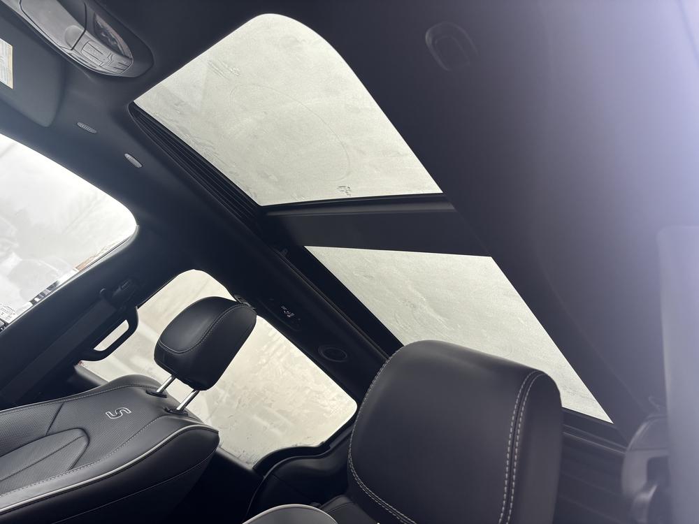 Chrysler Pacifica Hybrid 2024 Blanc usage à vendre Chrysler Pacifica Hybrid 2024 Blanc usage à vendre