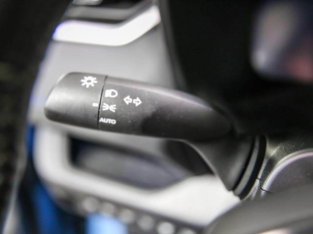 Toyota RAV4 XSE 2024 d&rsquo;occasion à vendre - 22