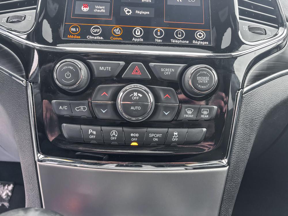 Jeep Grand Cherokee 2020 Argent usage à vendre Jeep Grand Cherokee 2020 Argent usage à vendre