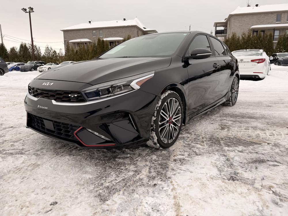 Kia Forte5 2023 Noir usage à vendre Kia Forte5 2023 Noir usage à vendre