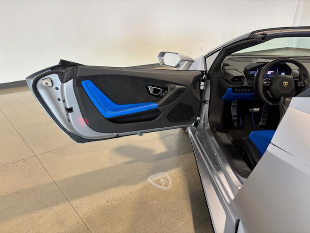 Lamborghini Huracan EVO RWD SPYDER 2023 d&rsquo;occasion à vendre - 16