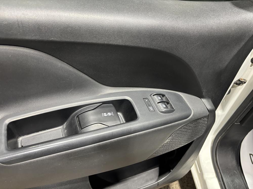 Ram ProMaster City fourgonnette utilitaire 2021 Blanc usage à vendre Ram ProMaster City fourgonnette utilitaire 2021 Blanc usage à vendre