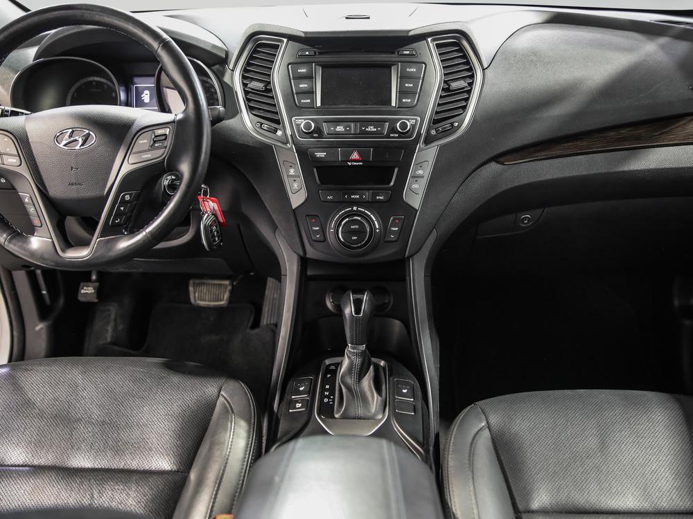 Hyundai Santa Fe Sport 2017 Blanc usage à vendre Hyundai Santa Fe Sport 2017 Blanc usage à vendre