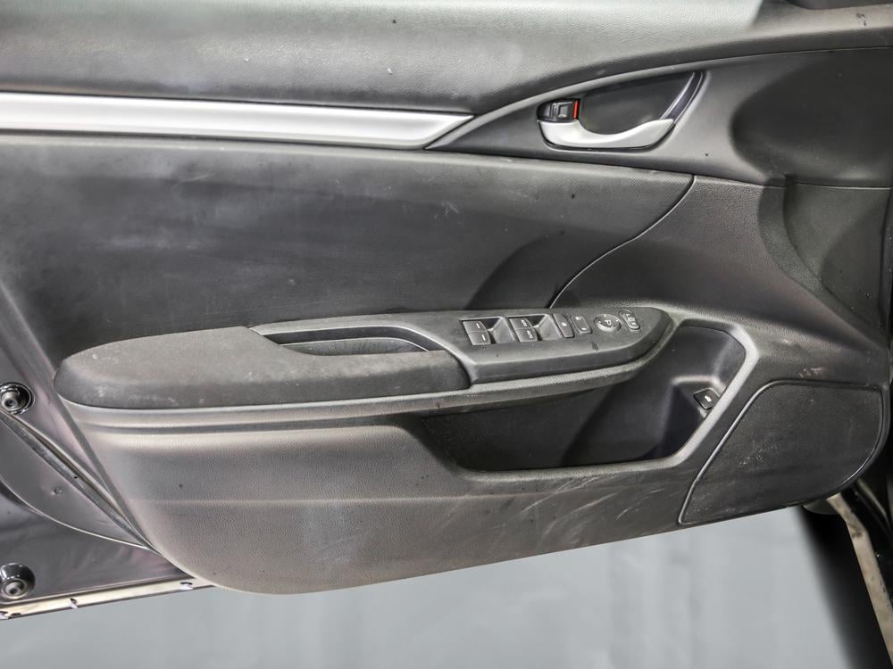 Honda Civic Berline LX 2017 d&rsquo;occasion à vendre - 13