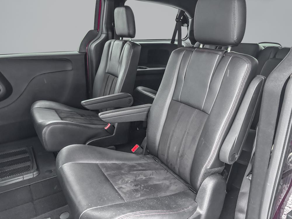 Dodge Grand Caravan 2020 Rouge usage à vendre Dodge Grand Caravan 2020 Rouge usage à vendre