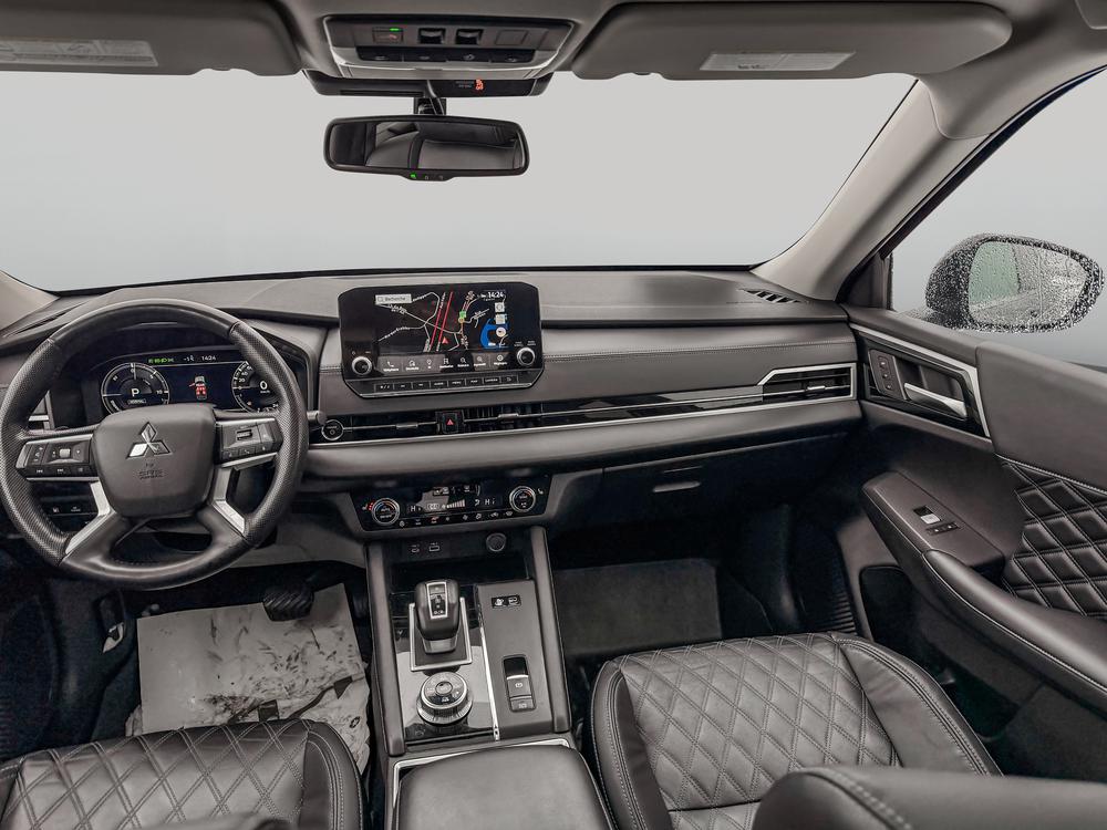 Mitsubishi Outlander PHEV SEL 2023 d&rsquo;occasion à vendre - 29
