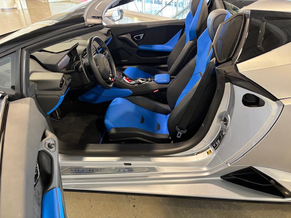 Lamborghini Huracan EVO RWD SPYDER 2023 d&rsquo;occasion à vendre - 18