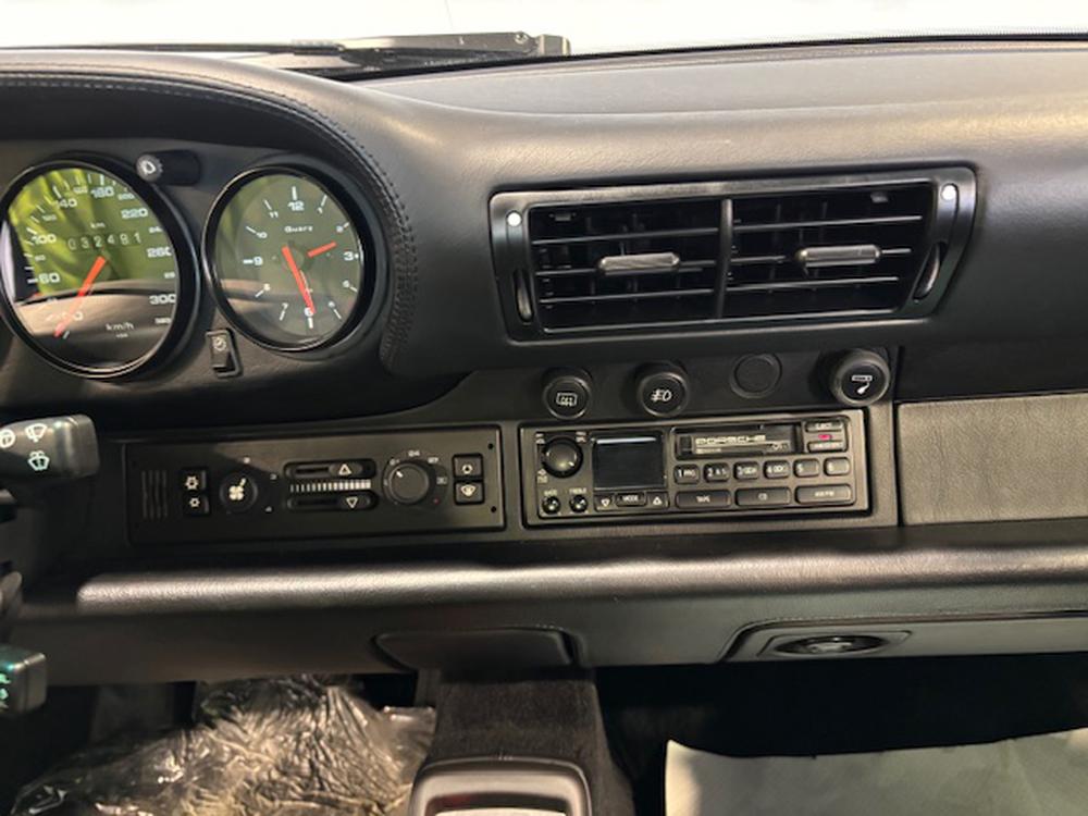 Porsche 911 1996 Noir usage à vendre Porsche 911 1996 Noir usage à vendre