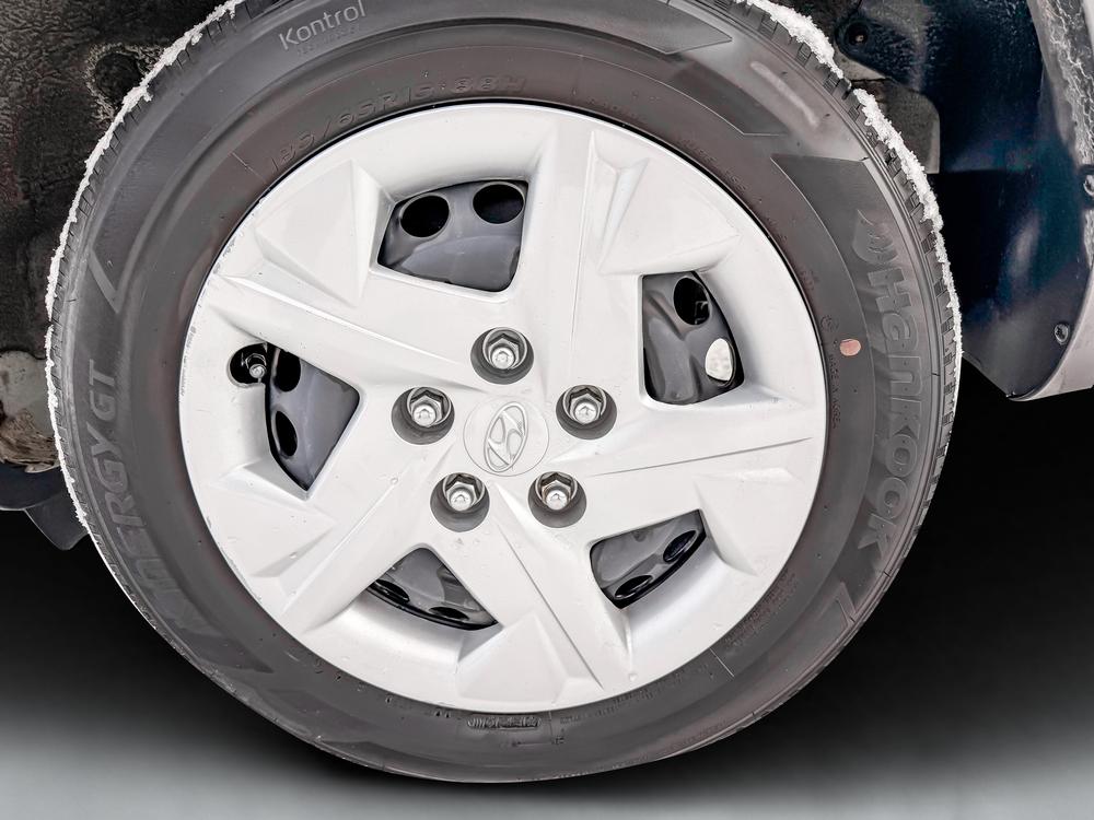 Hyundai Venue ESSENTIAL 2022 d&rsquo;occasion à vendre - 11