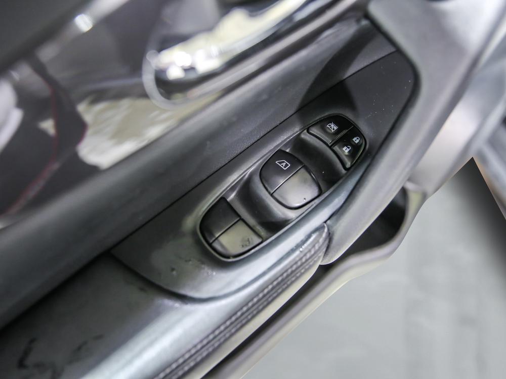 Nissan Rogue SV 2020 d&rsquo;occasion à vendre - 14